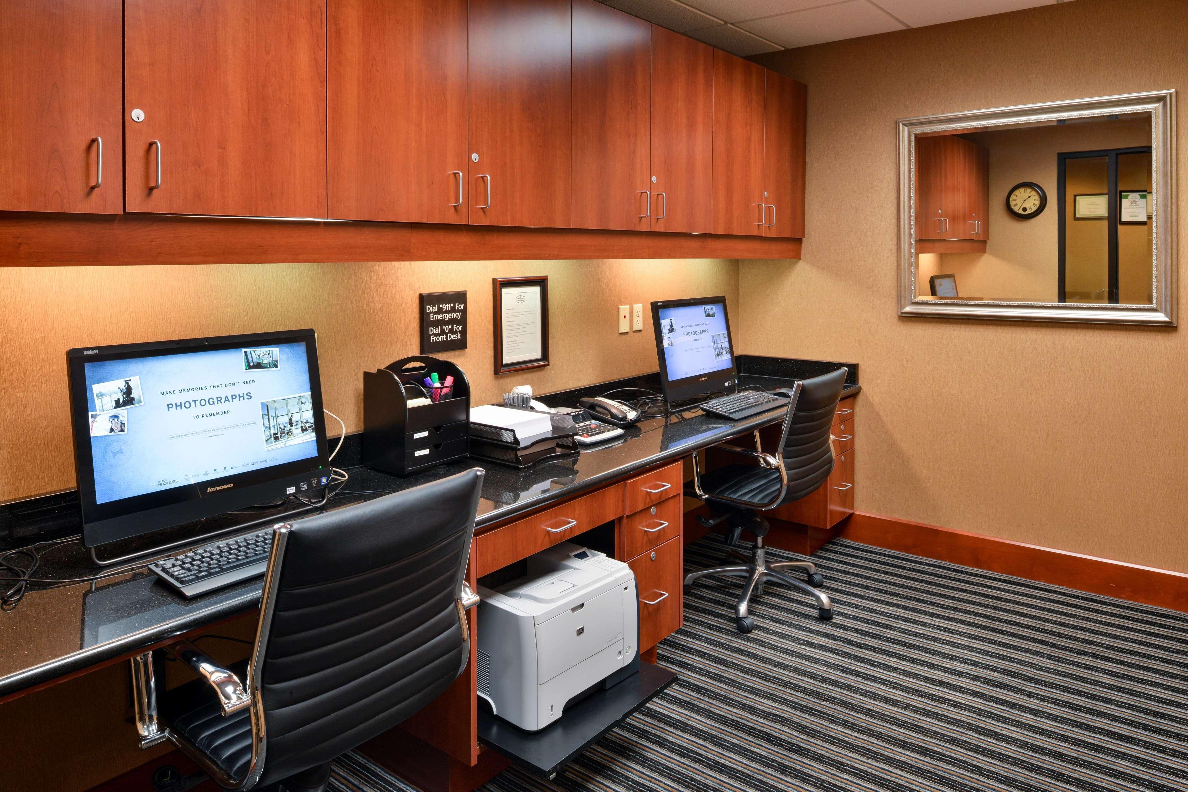 Hampton Inn & Suites Tacoma Esterno foto