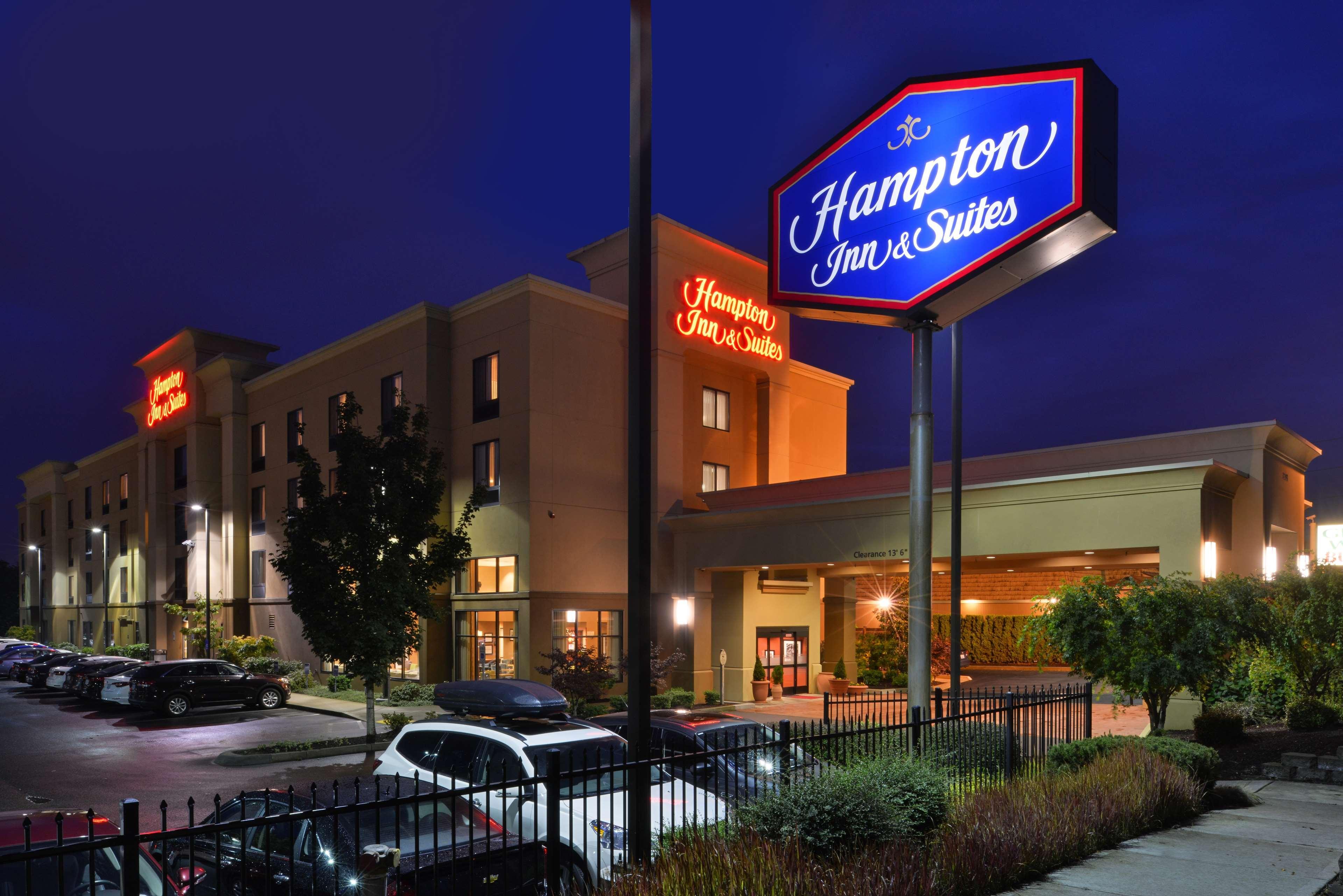 Hampton Inn & Suites Tacoma Esterno foto
