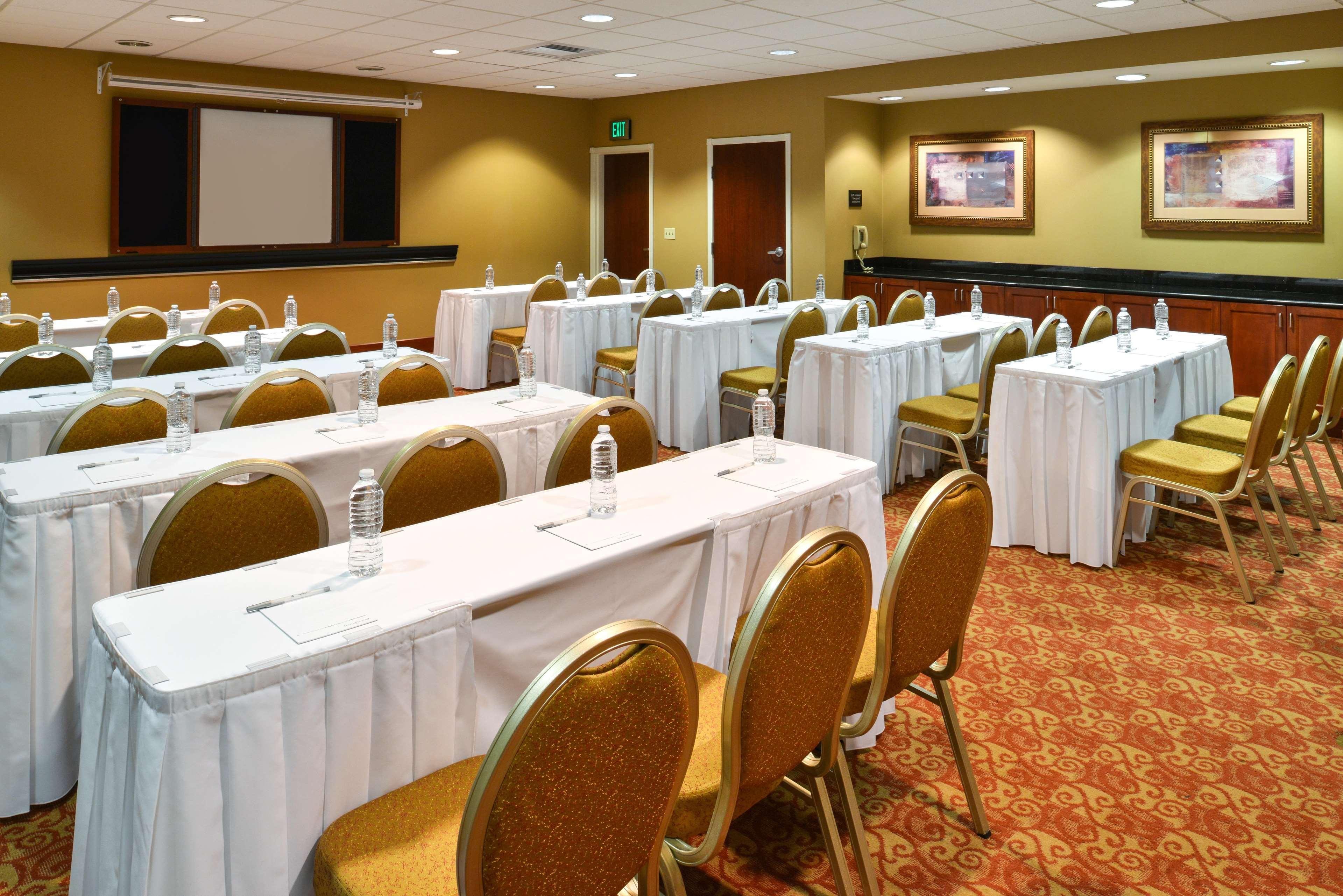 Hampton Inn & Suites Tacoma Esterno foto