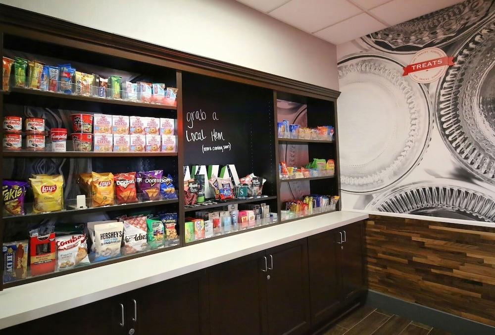 Hampton Inn & Suites Tacoma Esterno foto