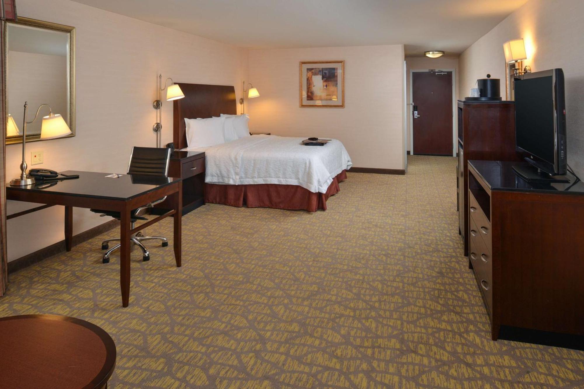 Hampton Inn & Suites Tacoma Esterno foto
